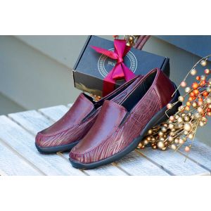 Womens Wide Fit Stretch Fabric Slip On Shoes - Carlisle